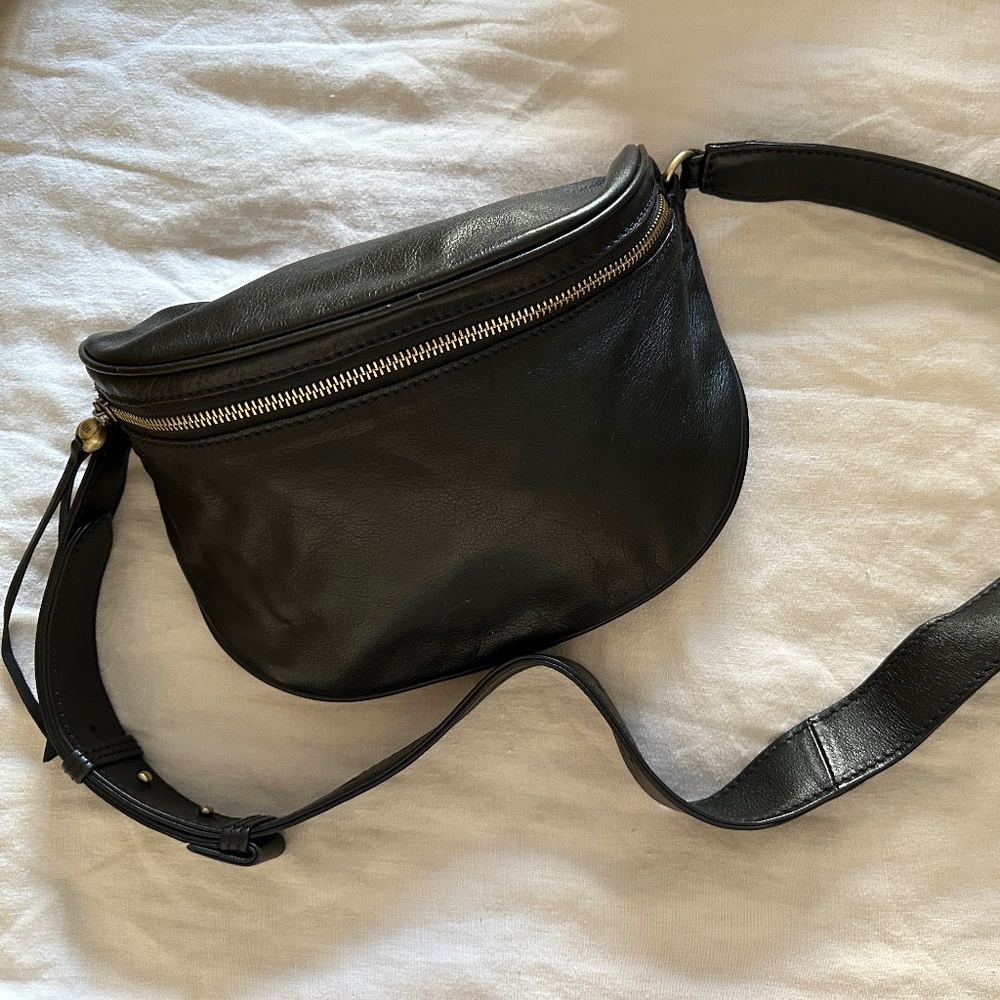 Juno Black Leather Crossbody Belt Bag - Classic Women's Waist Bag